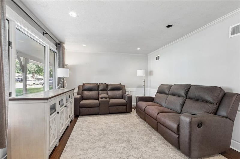 11507 69th St, Shawnee, KS 66203