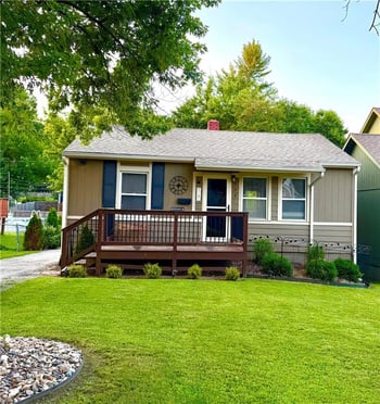 224 W 82nd St, Kansas City, MO 64114