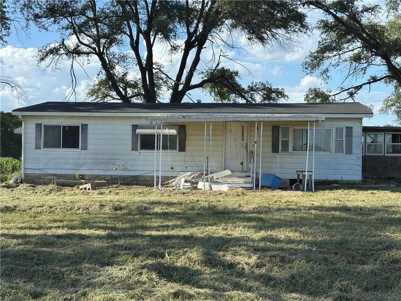35034 223rd St, Edgerton, KS 66021