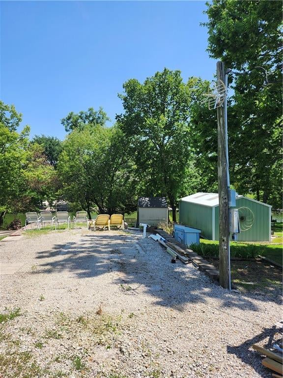 10 Deepwoods Dr, Linn Valley, KS 66040