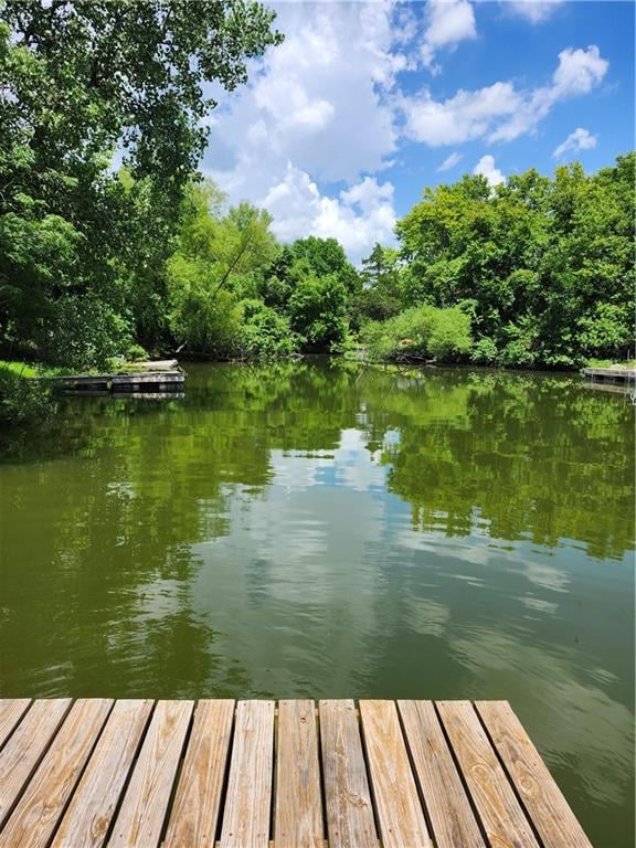 10 Deepwoods Dr, Linn Valley, KS 66040