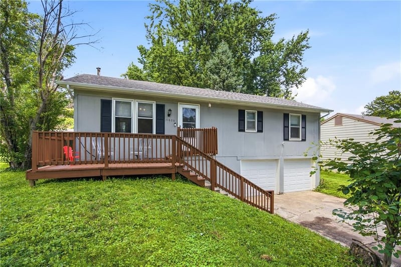 11806 58th St, Kansas City, MO 64133