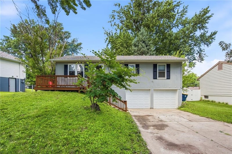 11806 58th St, Kansas City, MO 64133