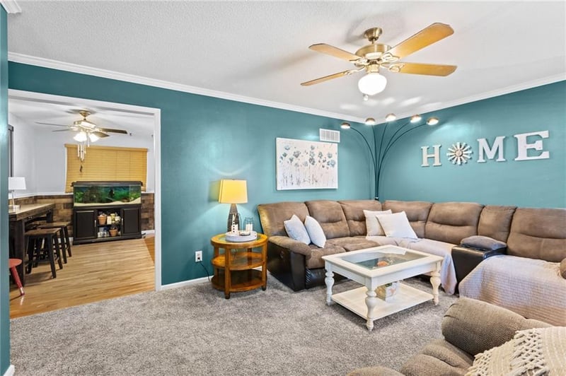 130 N 80th Ter, Kansas City, KS 66111