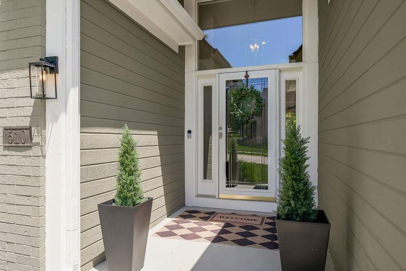 510 122nd St, Kansas City, MO 64145