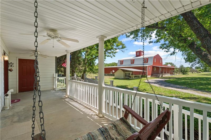 3800 120th Rd, Thayer, KS 66776