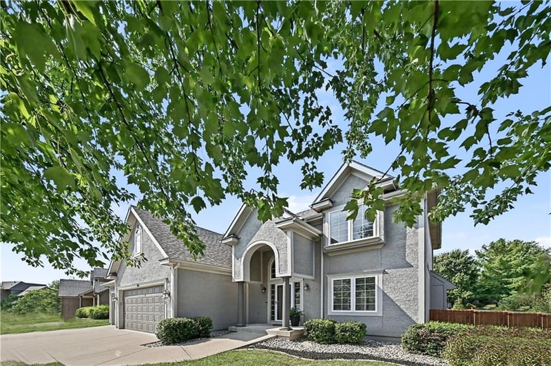 3812 NE 94th Ter, Kansas City, MO 64156