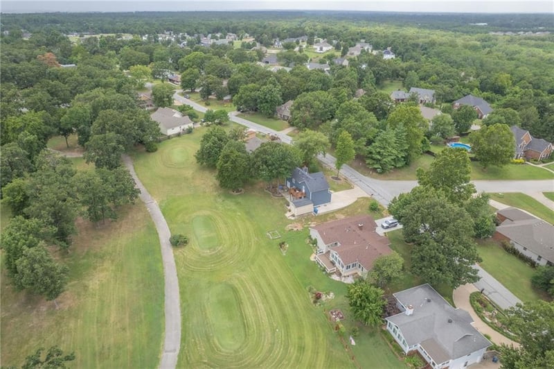 212 Lakeview Ln, Carl Junction, MO 64834