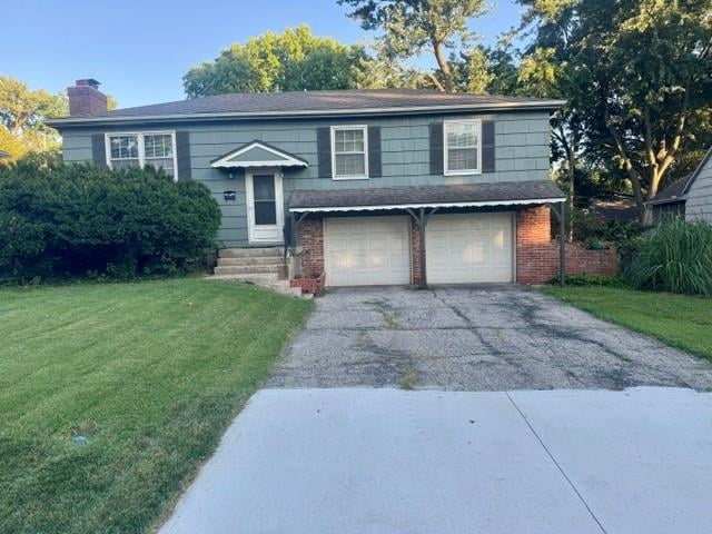 9257 Wedd St, Overland Park, KS 66210