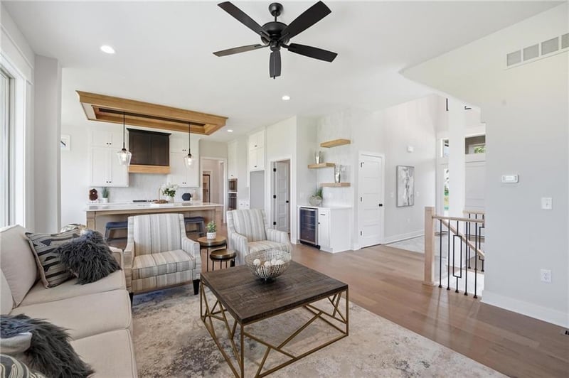 13304 179th St, Overland Park, KS 66013