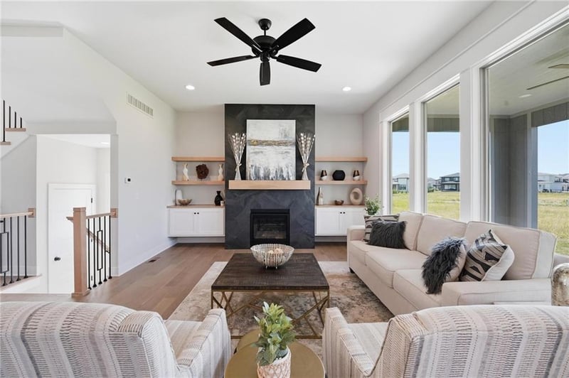 13304 179th St, Overland Park, KS 66013