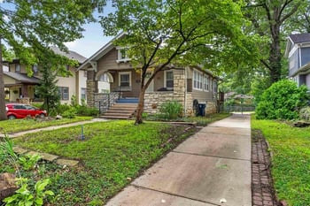 5717 Holmes St, Kansas City, MO 64110