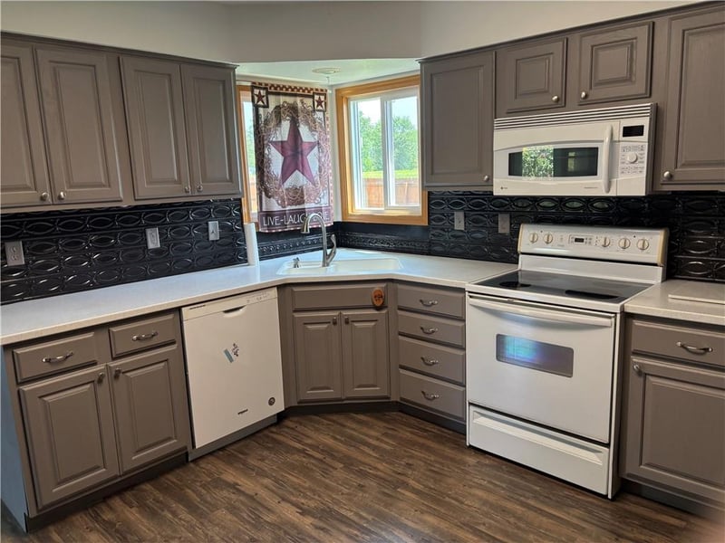 747 Beech St, Ottawa, KS 66067