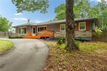 4157 N Cleveland Ave, Kansas City, MO 64117