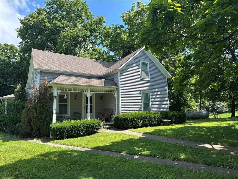 9113 Fallman Mine Rd, Wellington, MO 64097