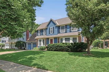 1204 W 69th St, Kansas City, MO 64113