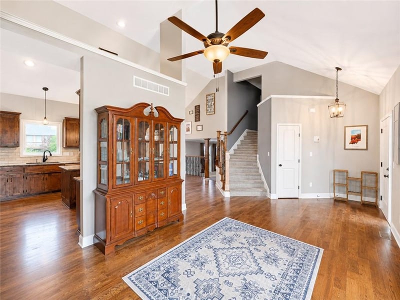 14606 Green Castle St, Smithville, MO 64089