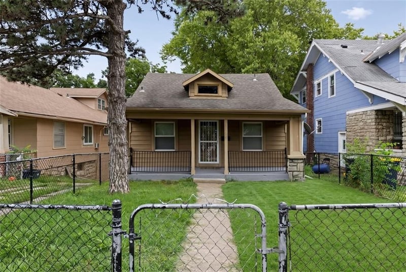 3929 Euclid Ave, Kansas City, MO 64130