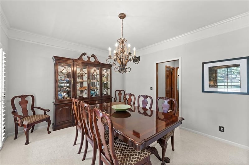 13016 Sherwood Dr, Leawood, KS 66209