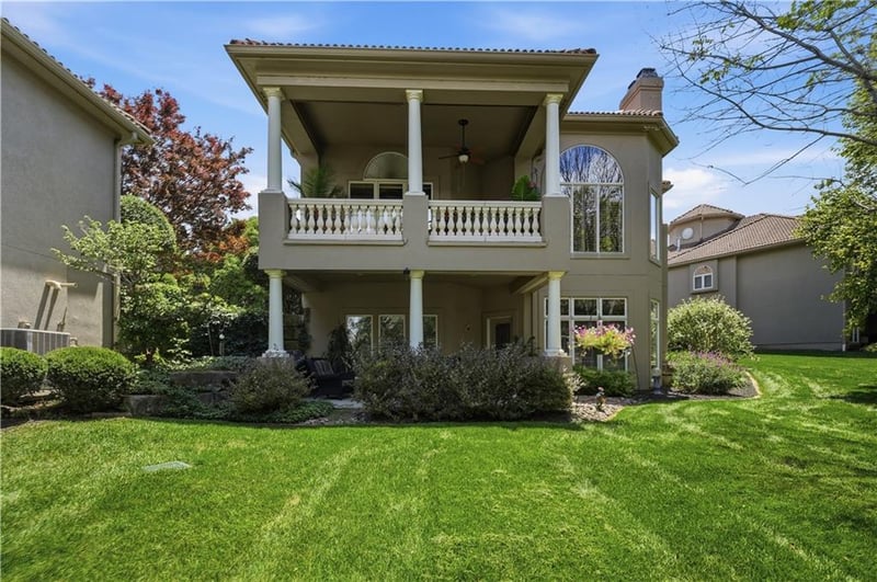 4504 Dick Howser Dr, Lee's Summit, MO 64064