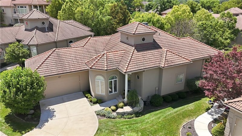 4504 NE Dick Howser Dr, Lee's Summit, MO 64064