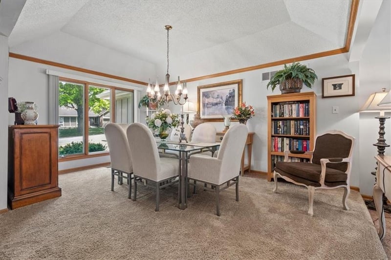 11715 102nd Ter, Overland Park, KS 66214