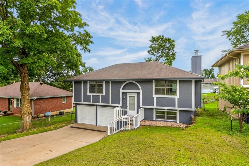 5209 46th St, Kansas City, MO 64117