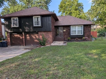 10709 Beacon Ave, Kansas City, MO 64124