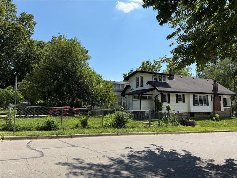 5001 Paseo Blvd, Kansas City, MO 64110