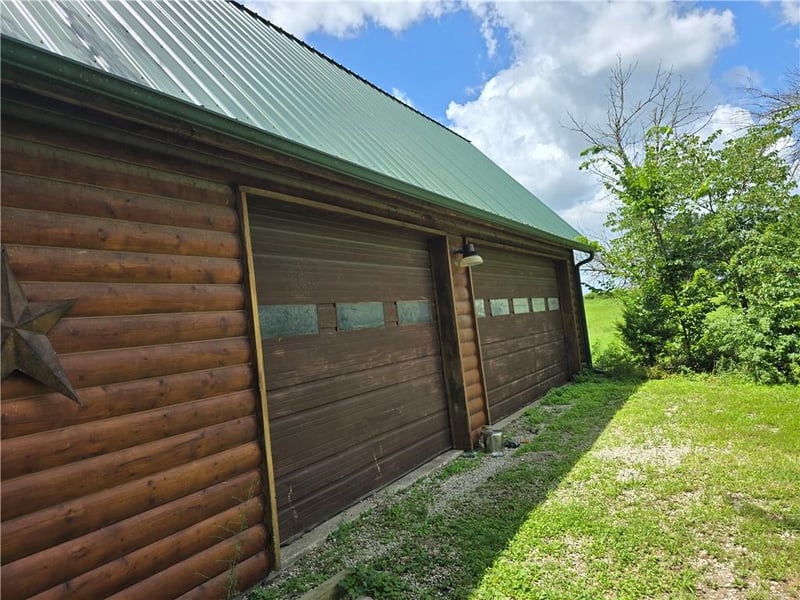 27817 State Route 7 Hw, Harrisonville, MO 64701