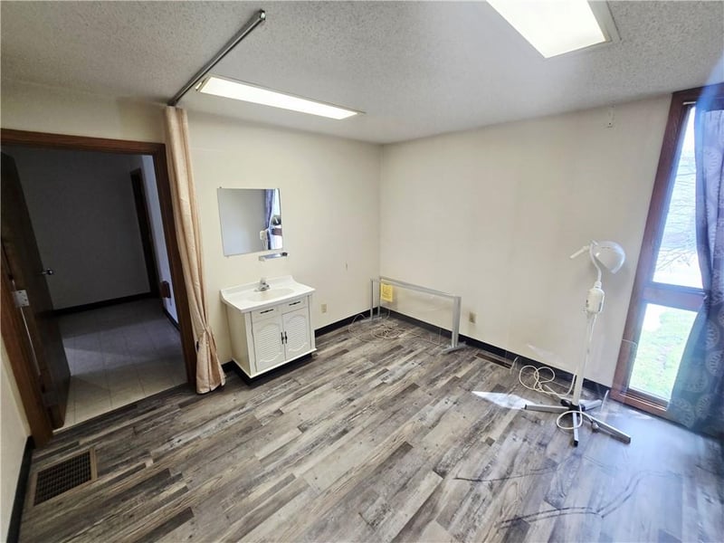 421 Main St, Tarkio, MO 64491