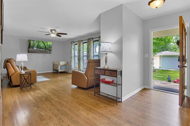 602 Pierson St, Excelsior Springs, MO 64024