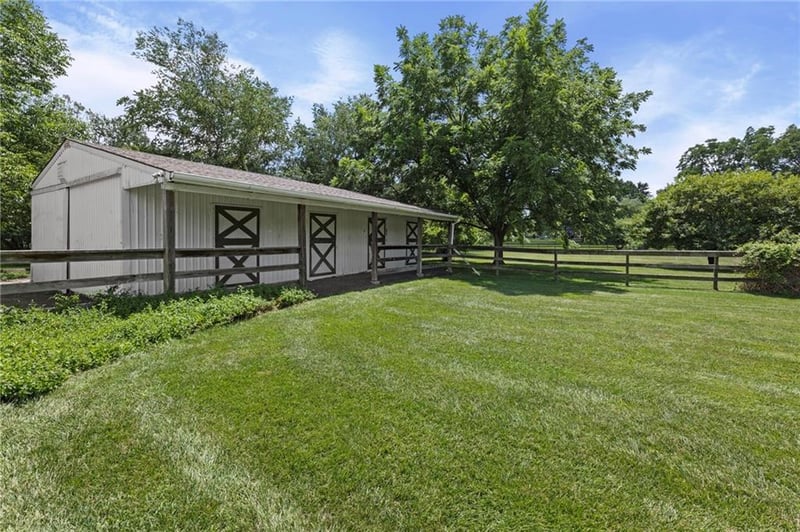 15005 Rosehill Rd, Overland Park, KS 66062