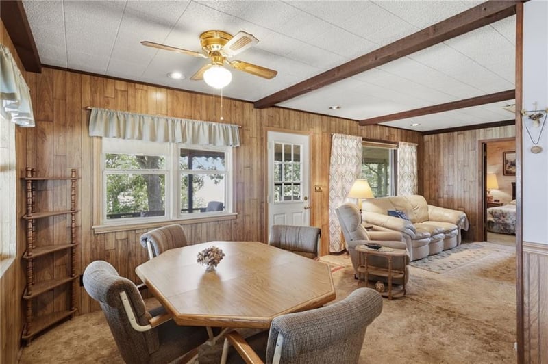 30643 Rosey Ln, Edwards, MO 65326