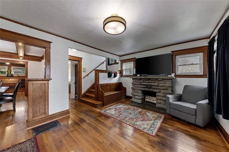 328 Chelsea Ave, Kansas City, MO 64123