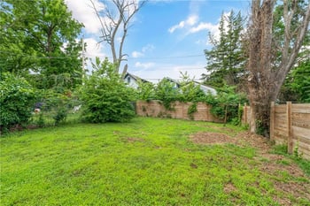 4008 S Benton Ave, Kansas City, MO 64130