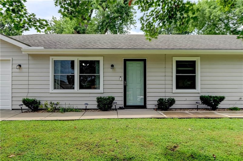 902 Birch St, Eudora, KS 66025