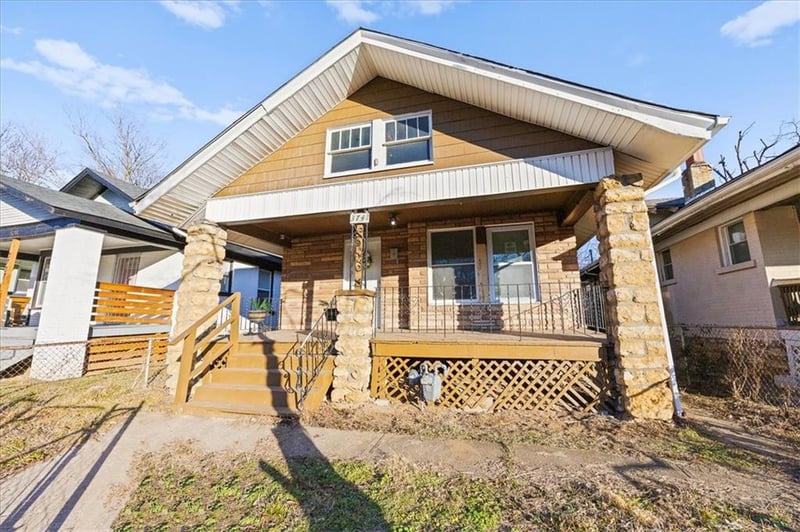 3741 Olive St, Kansas City, MO 64109