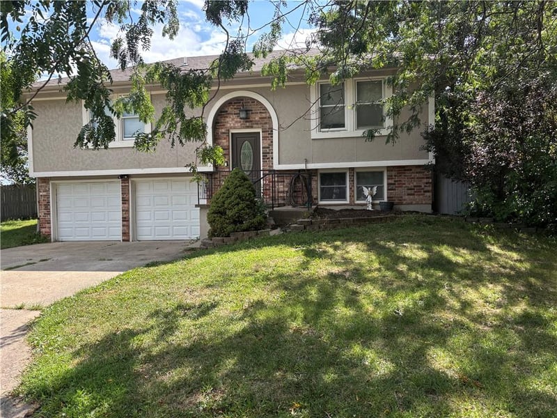 505 5th Ter, Odessa, MO 64076