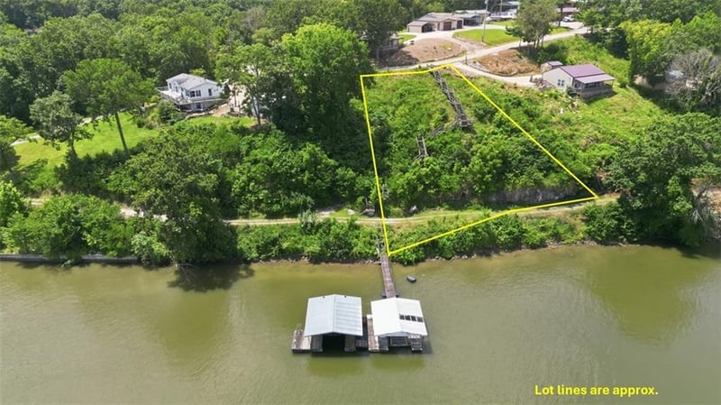 Rosey Ln, Edwards, MO 65326
