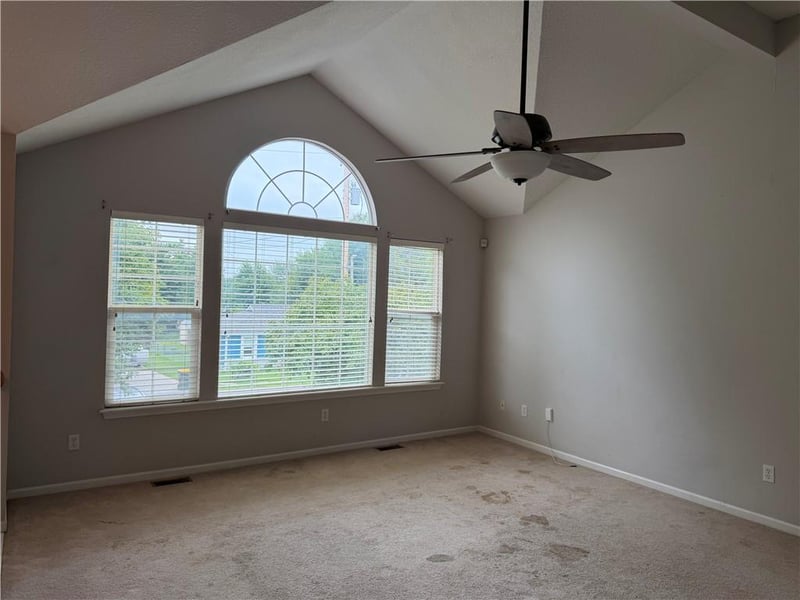 205 Madison St, Spring Hill, KS 66083