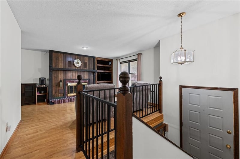 407 Sellers Pl, Lathrop, MO 64465