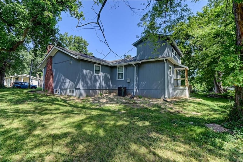 3719 Bales Ave, Kansas City, MO 64117