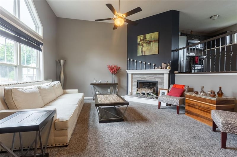 8612 72nd Ter, Kansas City, MO 64158
