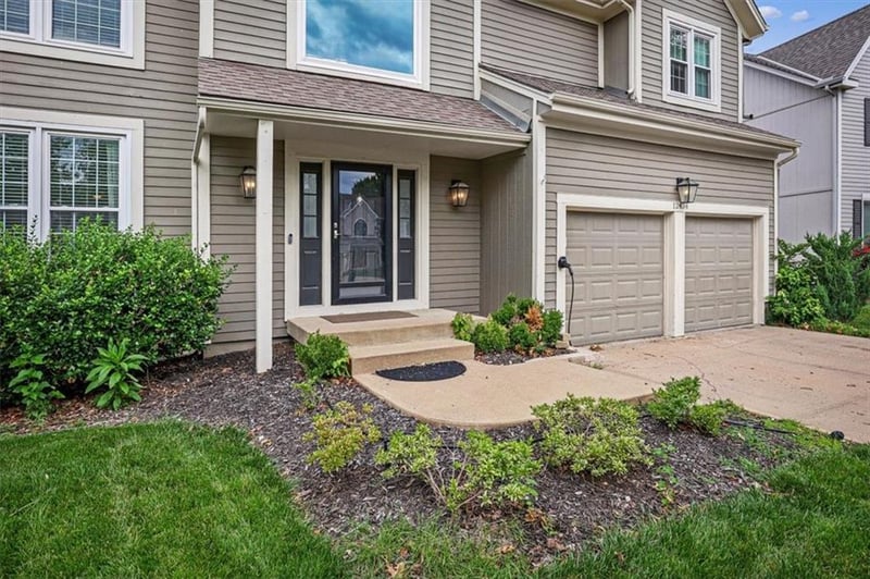 12434 Slater St, Overland Park, KS 66213