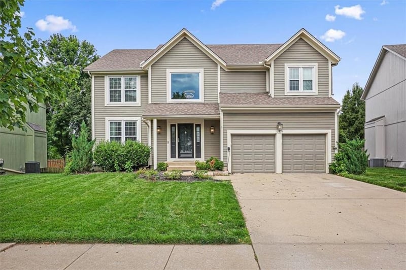 12434 Slater St, Overland Park, KS 66213