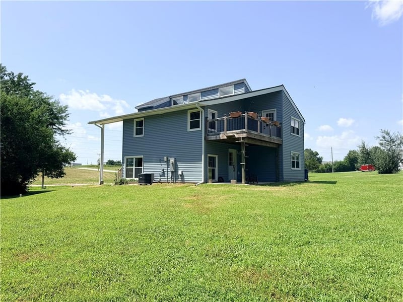 403 Devasher Rd, Warrensburg, MO 64093