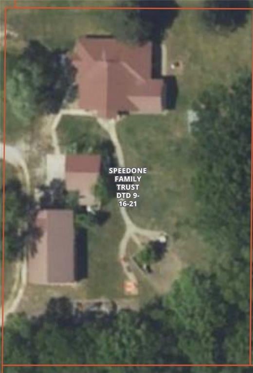 22523 Ullery Rd, La Cygne, KS 66040