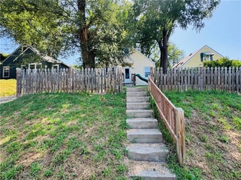445 N Quincy Ave, Kansas City, MO 64123