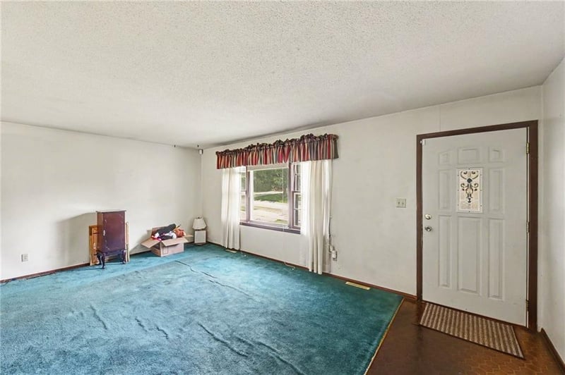 11906 Fuller Ave, Grandview, MO 64030